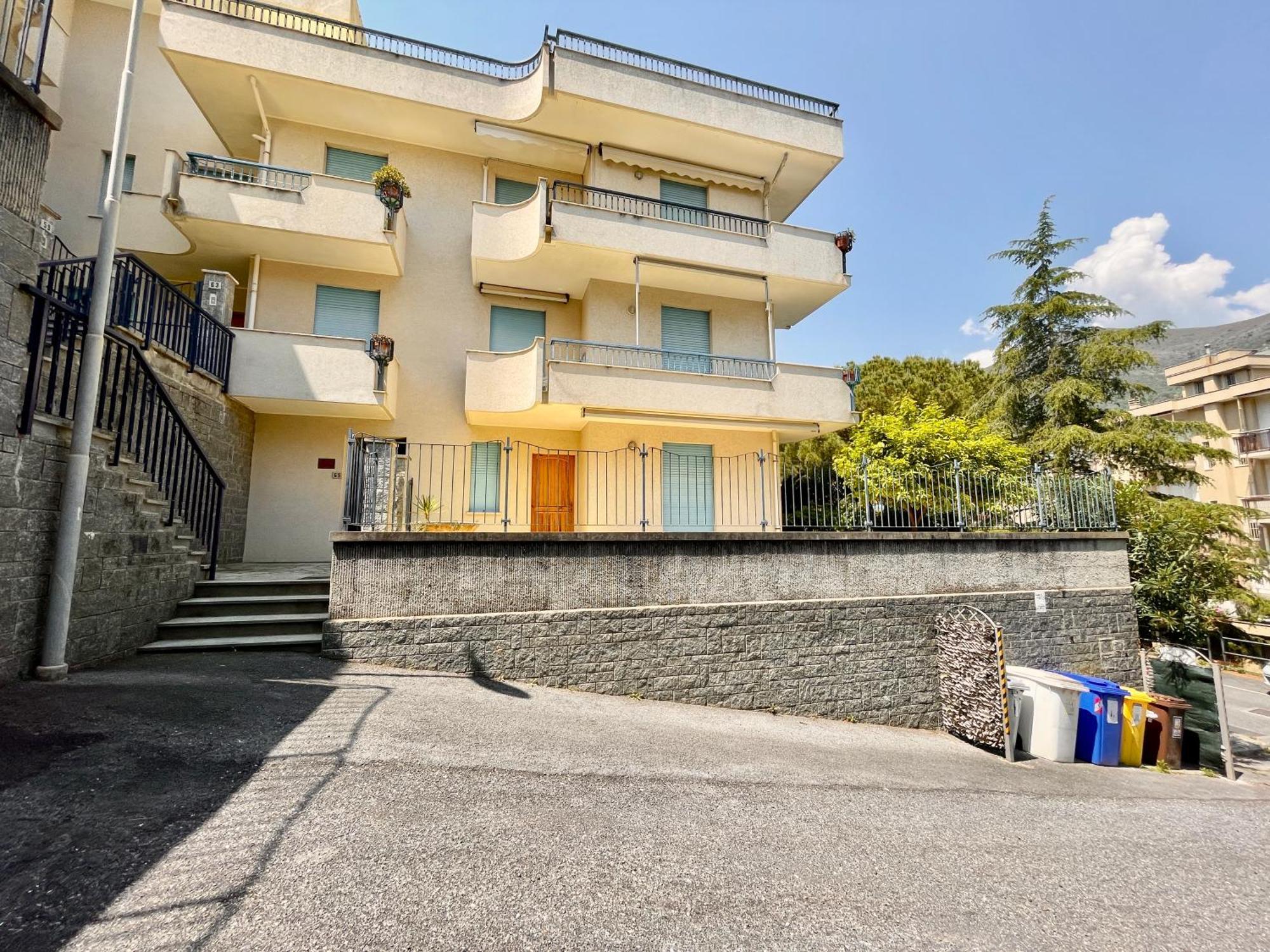 Apartament 2 Locali A 600 Mt Dal Mare - Free Parking Ceriale Zewnętrze zdjęcie